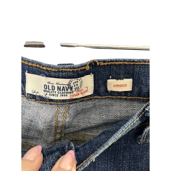 Old Navy Stretch Just Below The Waist Medium Rinse Jeans Women's Size 12 Long - Picture 6 of 6
